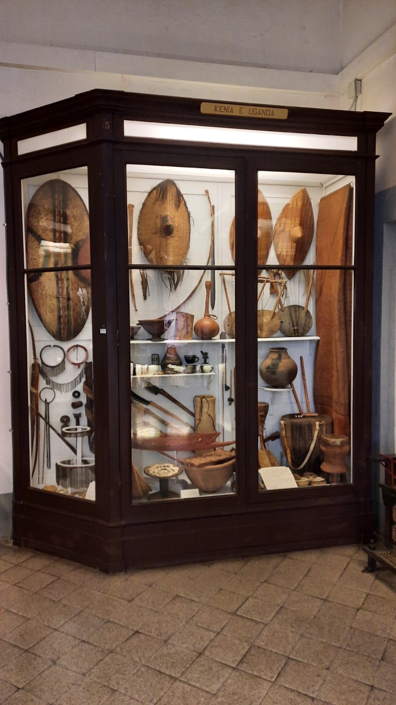 Aldo Castellani's ethnological collection, Florence - 02.jpg
